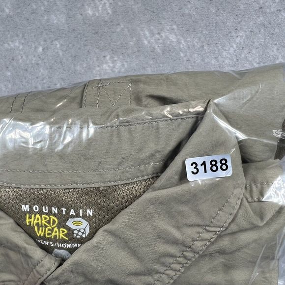 Mountain Hardwear Shirt Men’s Medium Button Up Roll Tab Sleeve Hiking Fishing - Picture 9 of 9